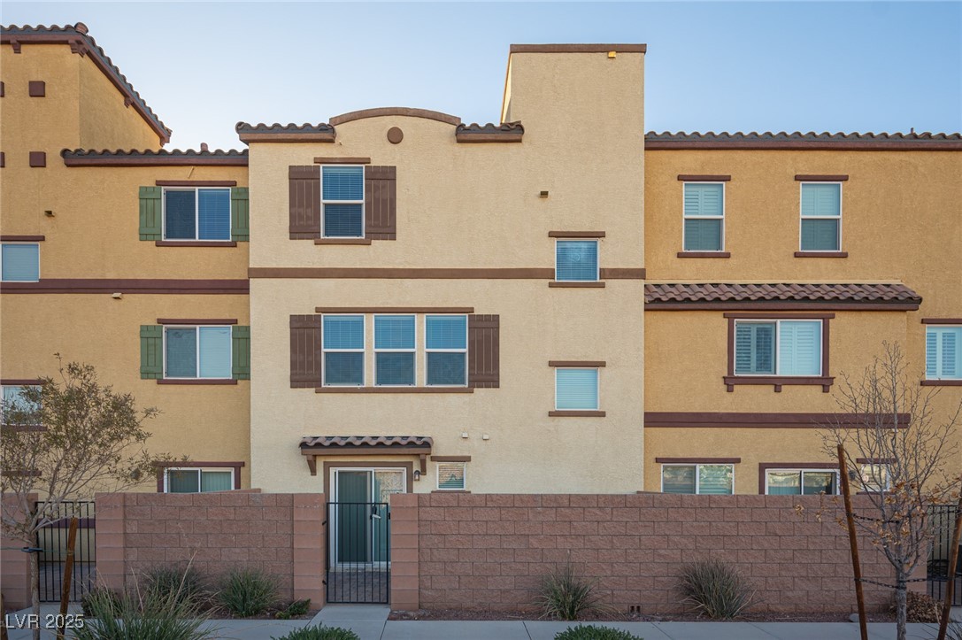 1525 Spiced Wine Avenue #23103, Henderson, Nevada image 2