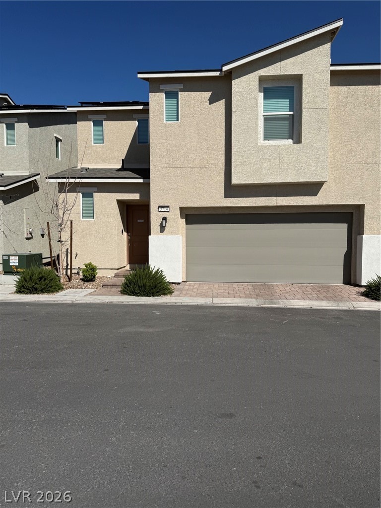 5714 Sunset Amber Avenue