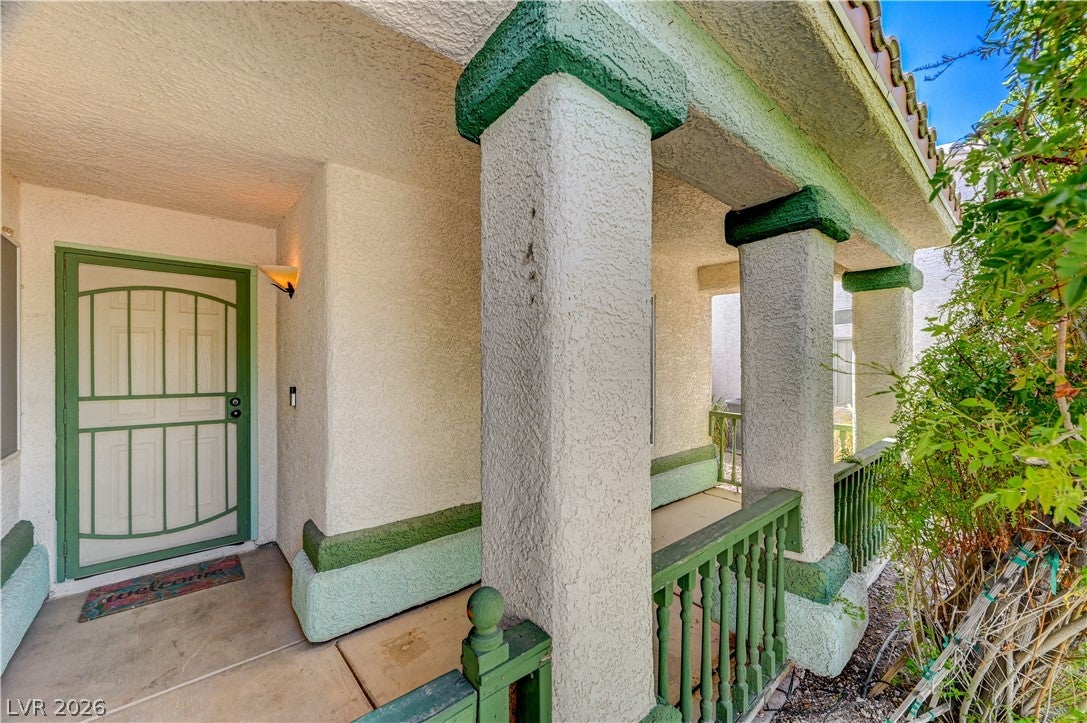 5225 Clinging Vine Street