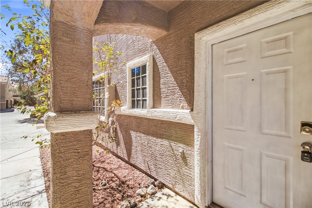 1475 Reef Ridge Court