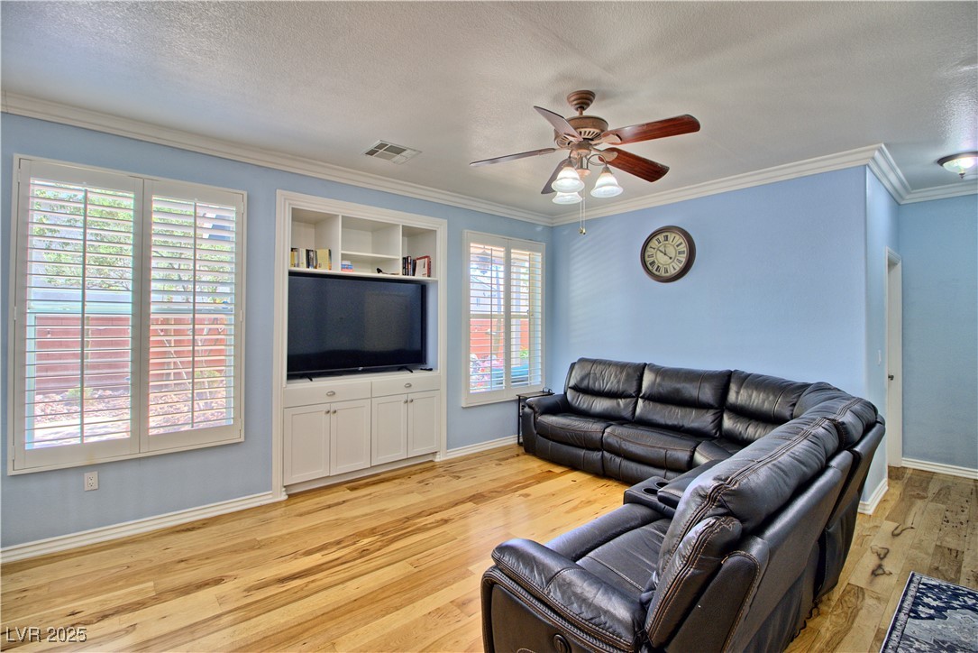 7728 Whispering River Street, Las Vegas, Nevada image 14
