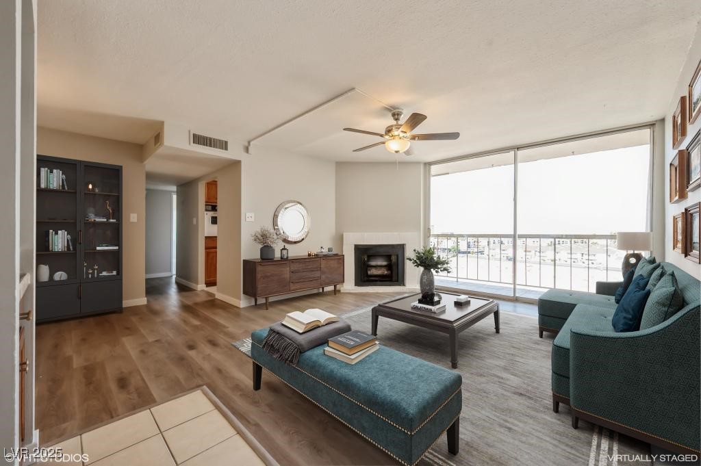 745 N Royal Crest Circle 157