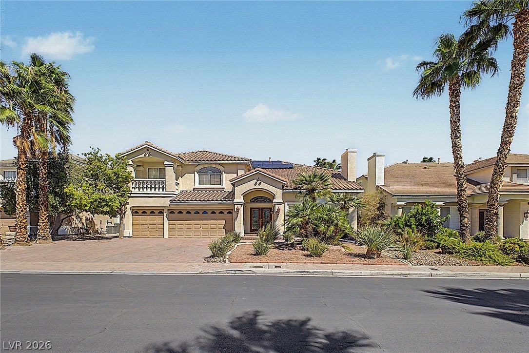 3924 Royal Scots Avenue