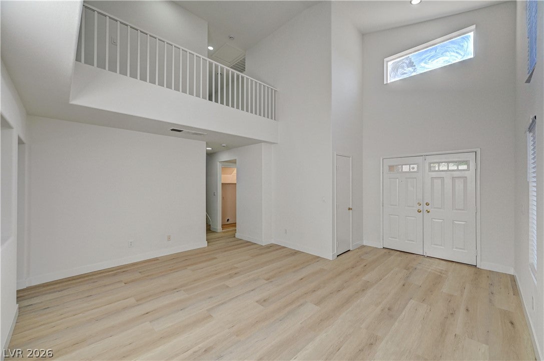 6028 Shadow Oak Drive