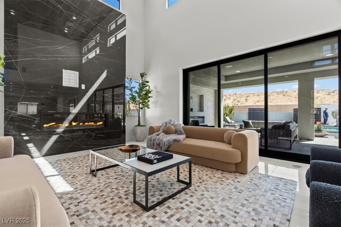 82 Glade Hollow Drive, Las Vegas, Nevada image 14