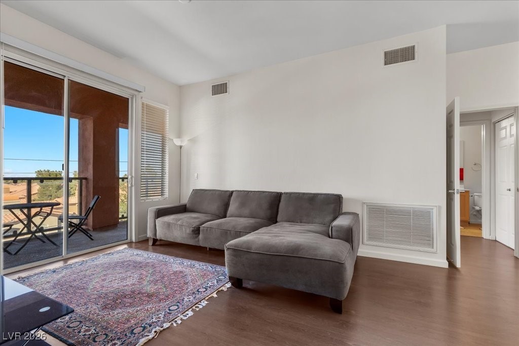 19 E Agate Avenue 407