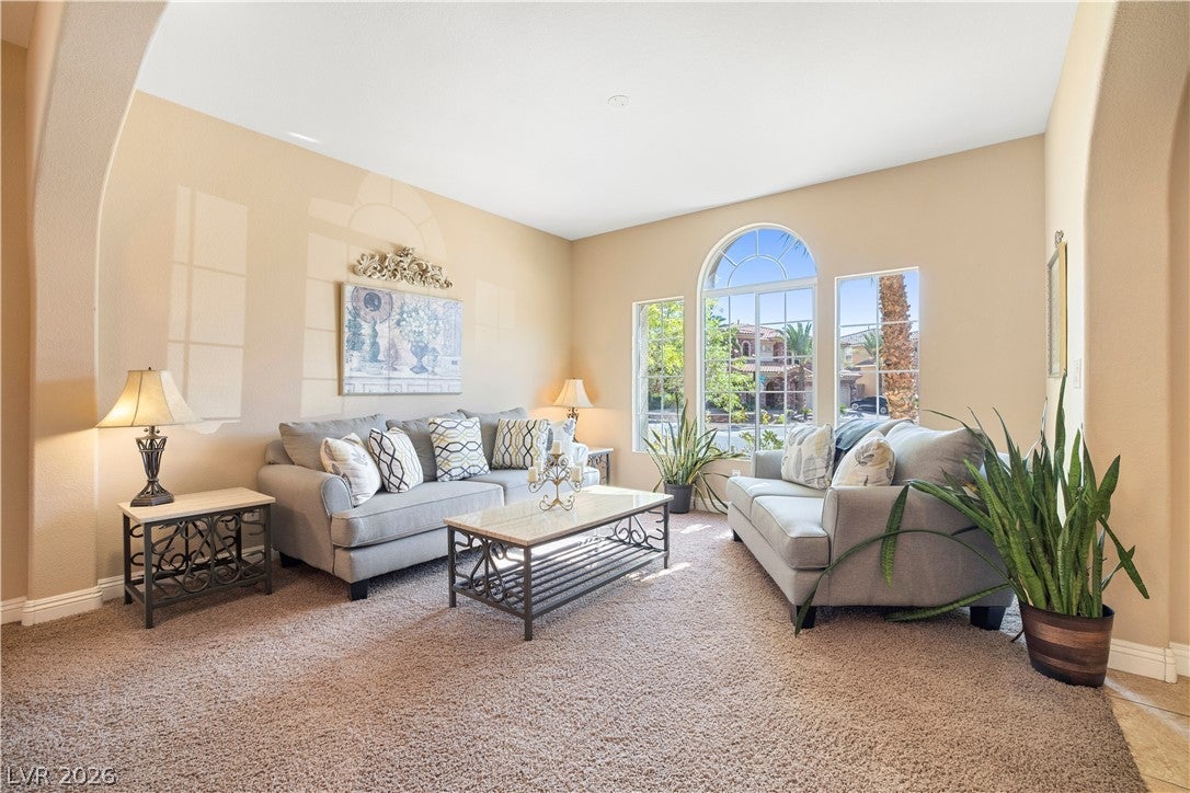 926 Loma Bonita Place