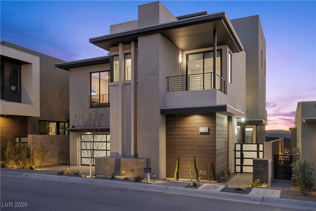 Photo of 577 Overlook Rim Drive, Henderson, NV 89012 (MLS # 2747654)
