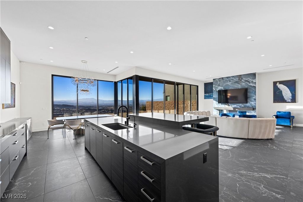 Photo of 577 Overlook Rim Drive, Henderson, NV 89012 (MLS # 2747654)