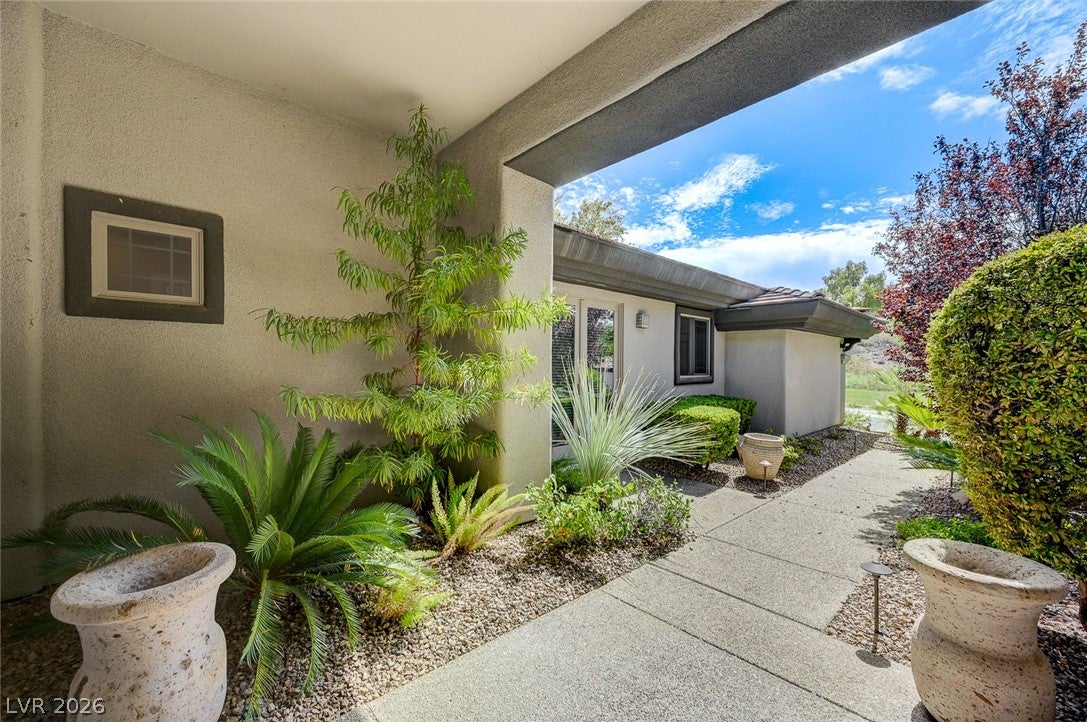 8 Starbrook Drive
