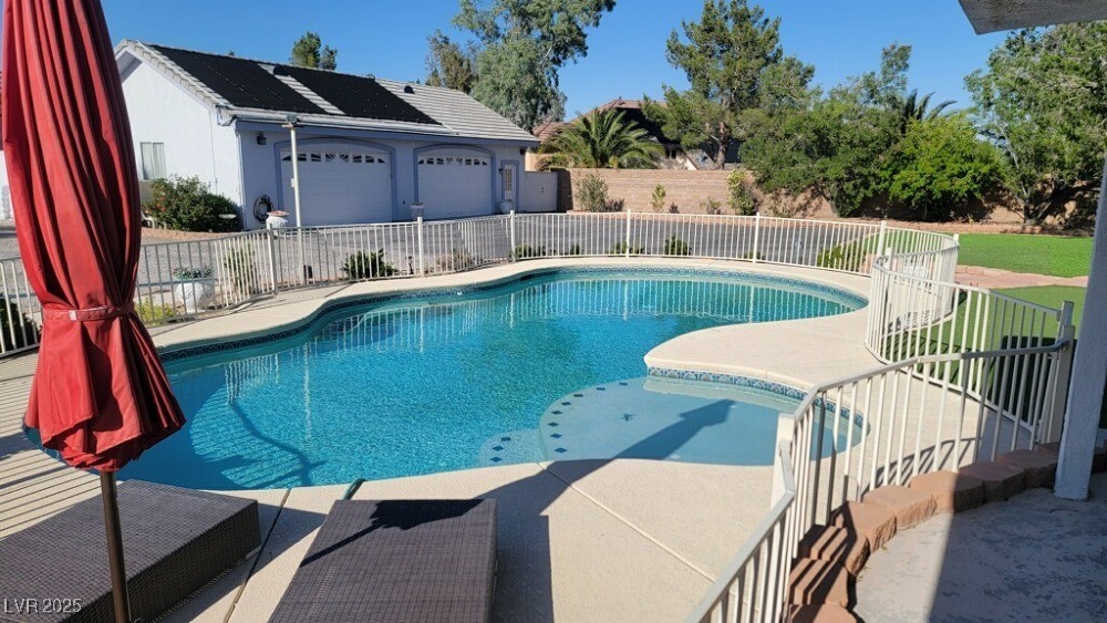 8640 Horse Drive