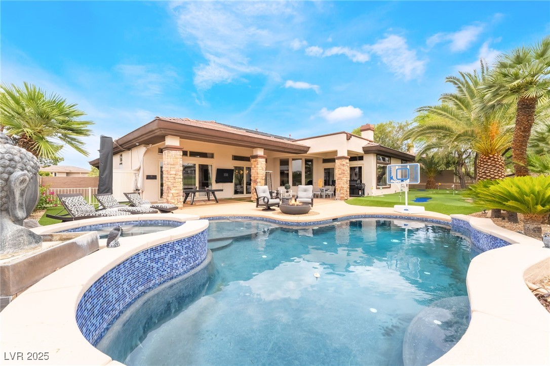 11 Knob Oak Drive