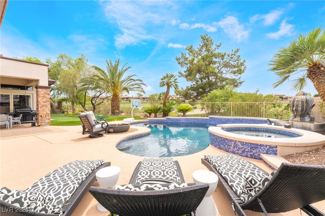 11 Knob Oak Drive