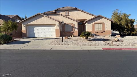 Homes For Sale - 814 Hunters Ridge Way<br/> North Las Vegas, NV 89032