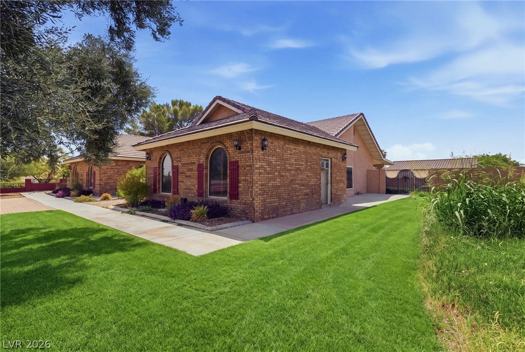 8385 W La Madre Way