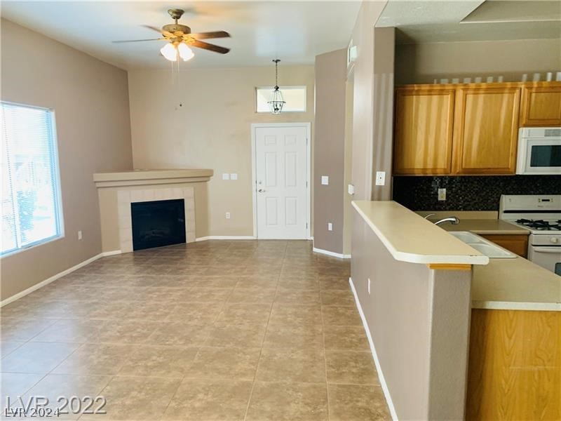 3460 Cactus Shadow Street #101, Las Vegas, Nevada image 9