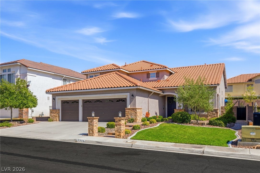2316 Carinth Way