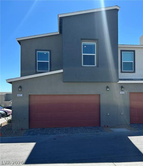 Townhouse For Rent - 4921 Hunter Mesa Avenue<br/> Clark County, Las Vegas, NV 89139