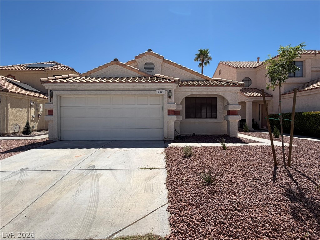 Photo 1 of 19 — 2324 Chapman Hill Drive, Las Vegas, NV 89128