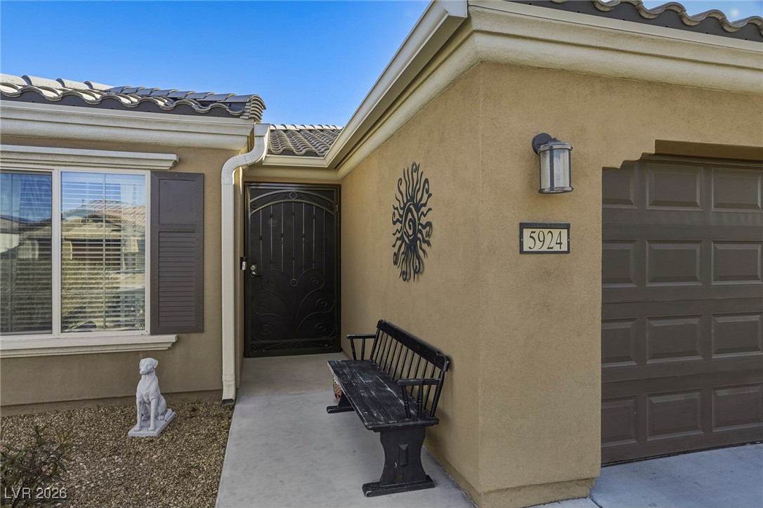 5924 Radiance Park Street