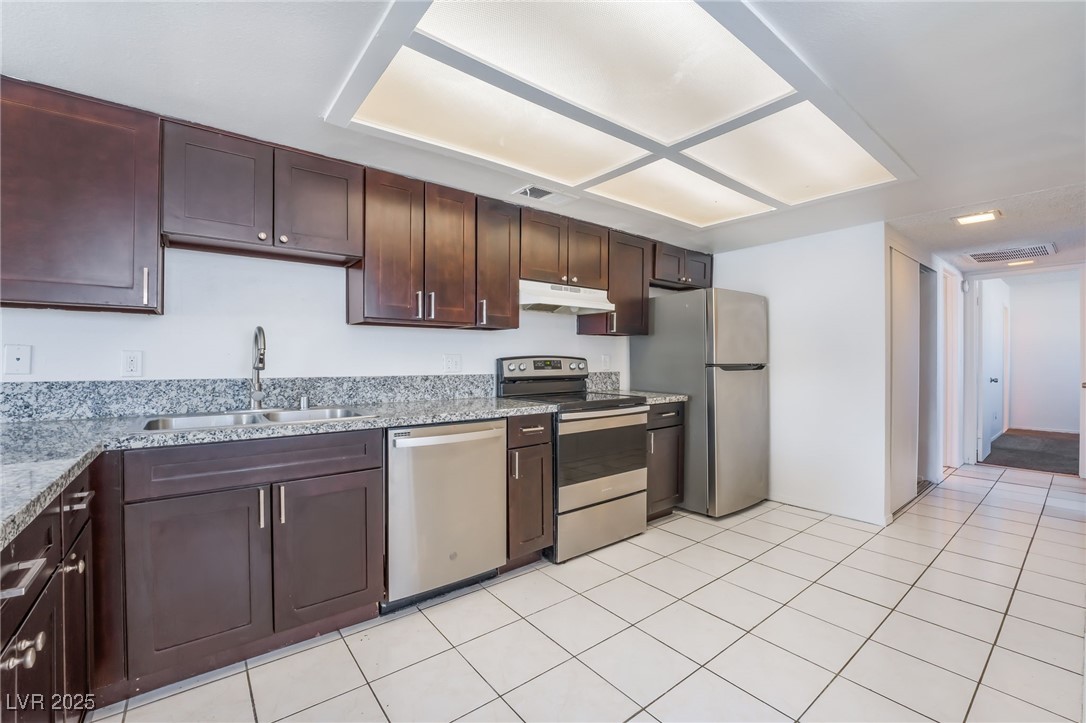 2312 Seco Adobe Circle