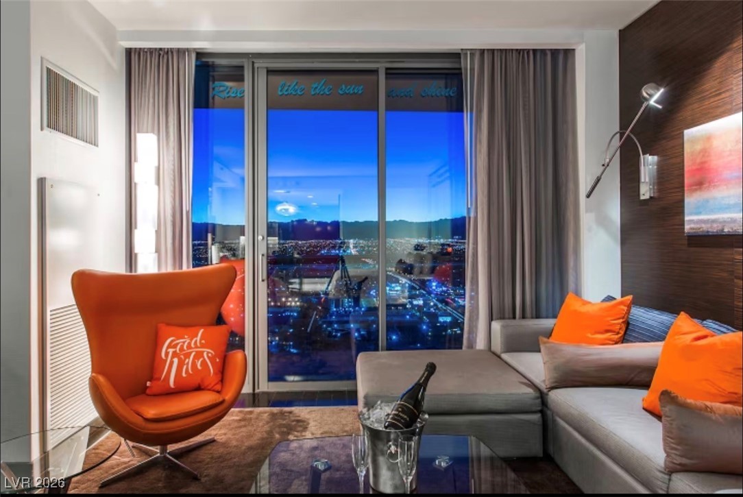 4381 W Flamingo Road 3719