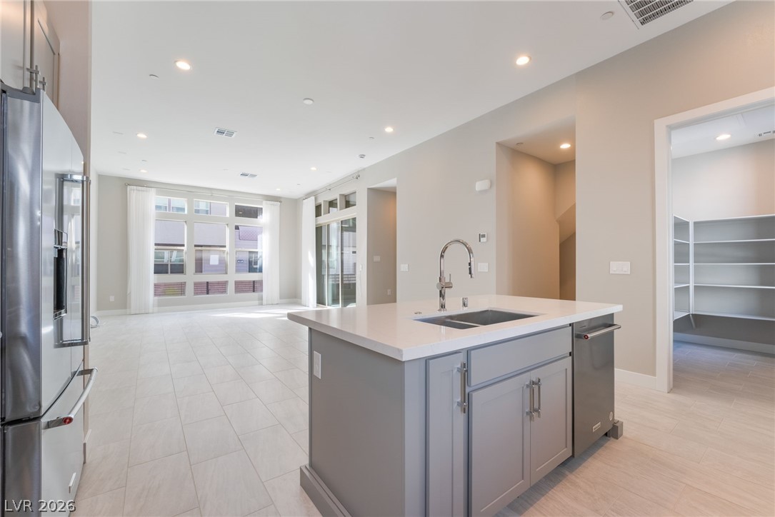 667 Grey Saker Street