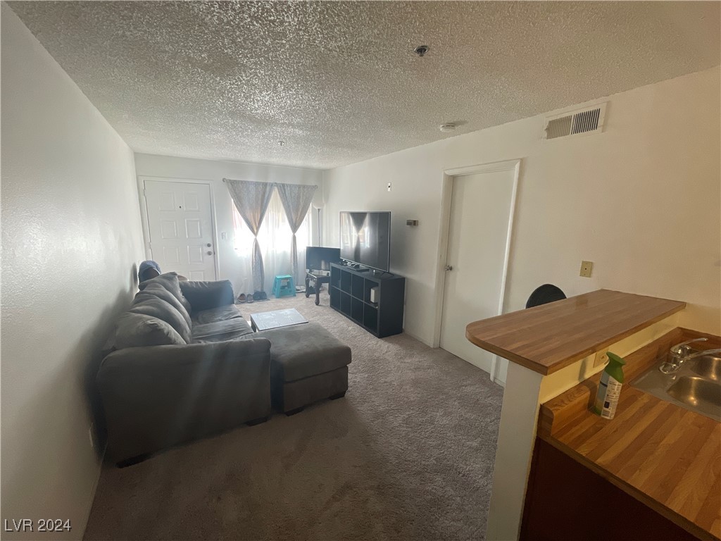 1381 E University Avenue #103, Las Vegas, Nevada image 3