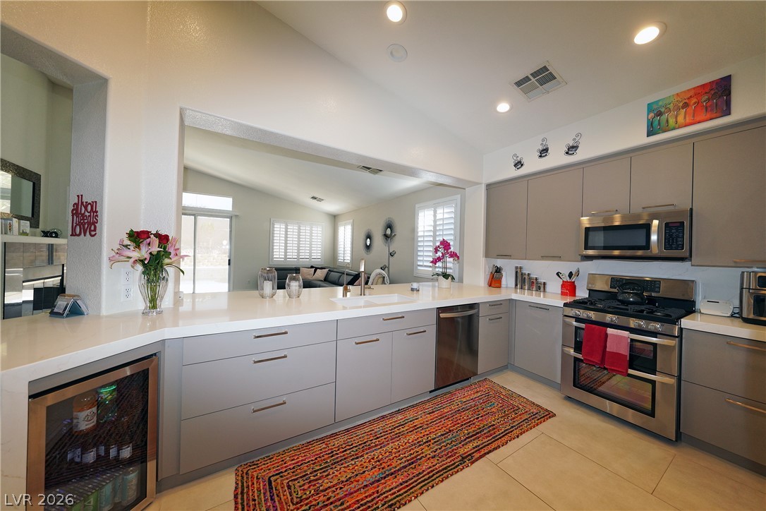 81 Saint Johns Wood Avenue