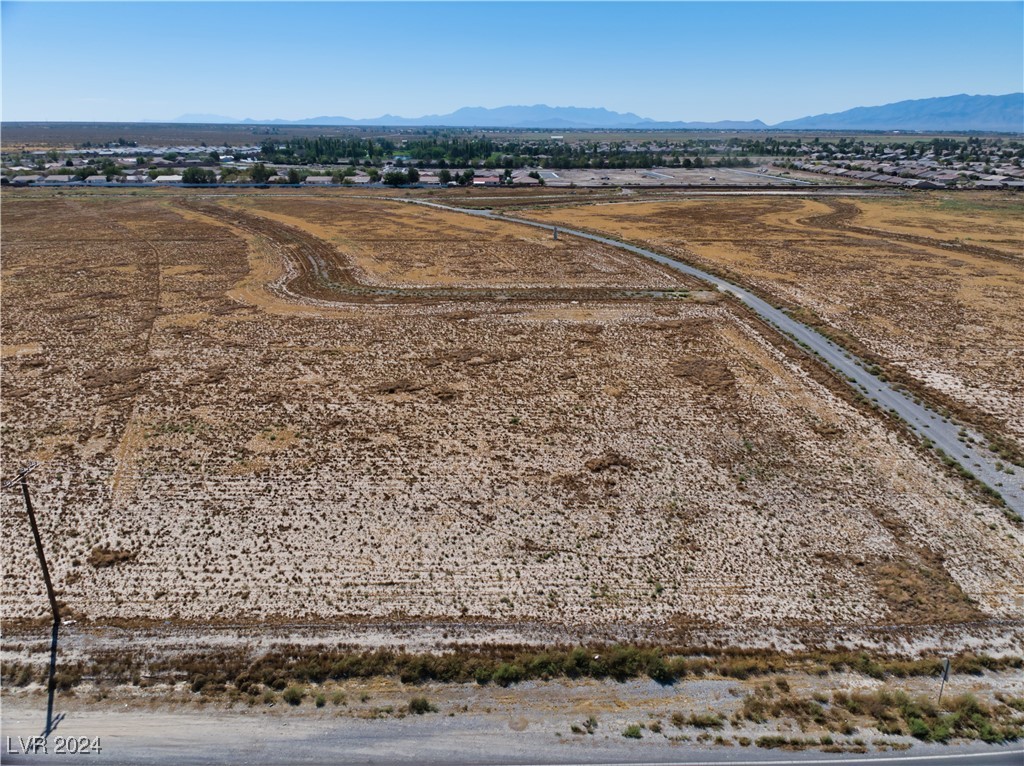 5761 E Gamebird Road, Pahrump, Nevada image 2