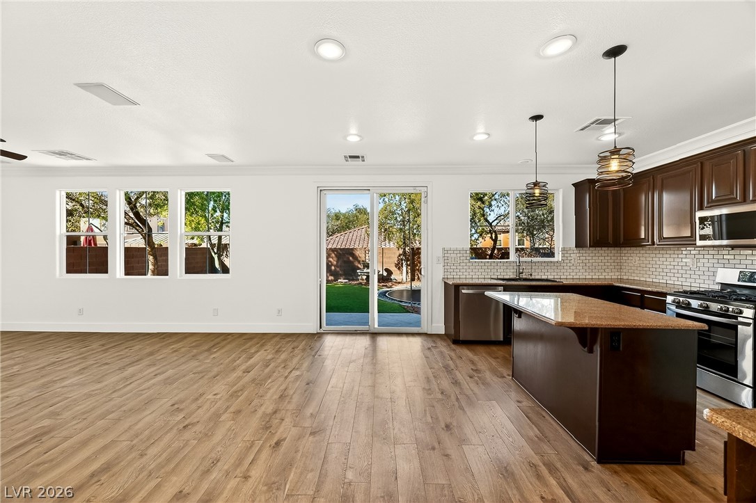 7304 Apache Mission Court