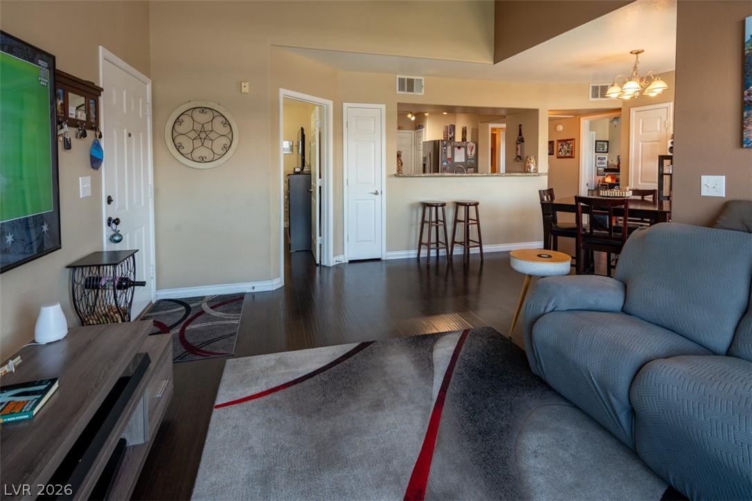 7255 W Sunset Road 2140