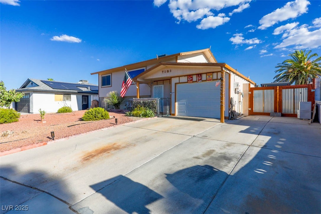 7121 Hurricane Way