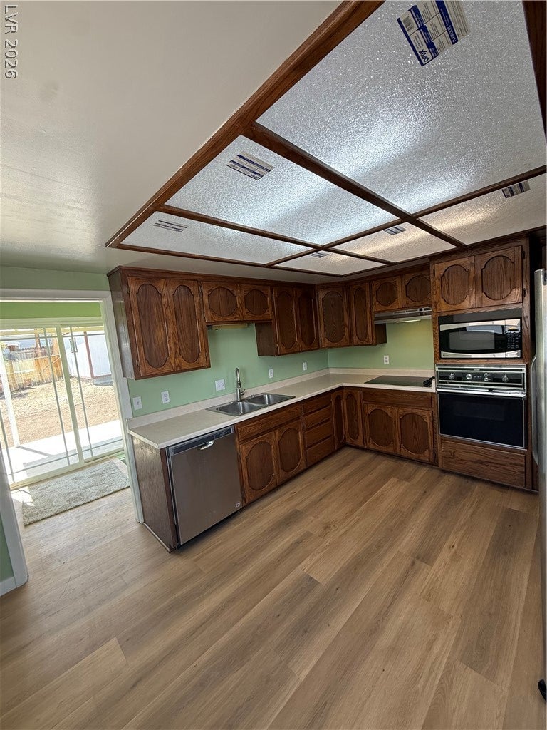 850 Avenue I