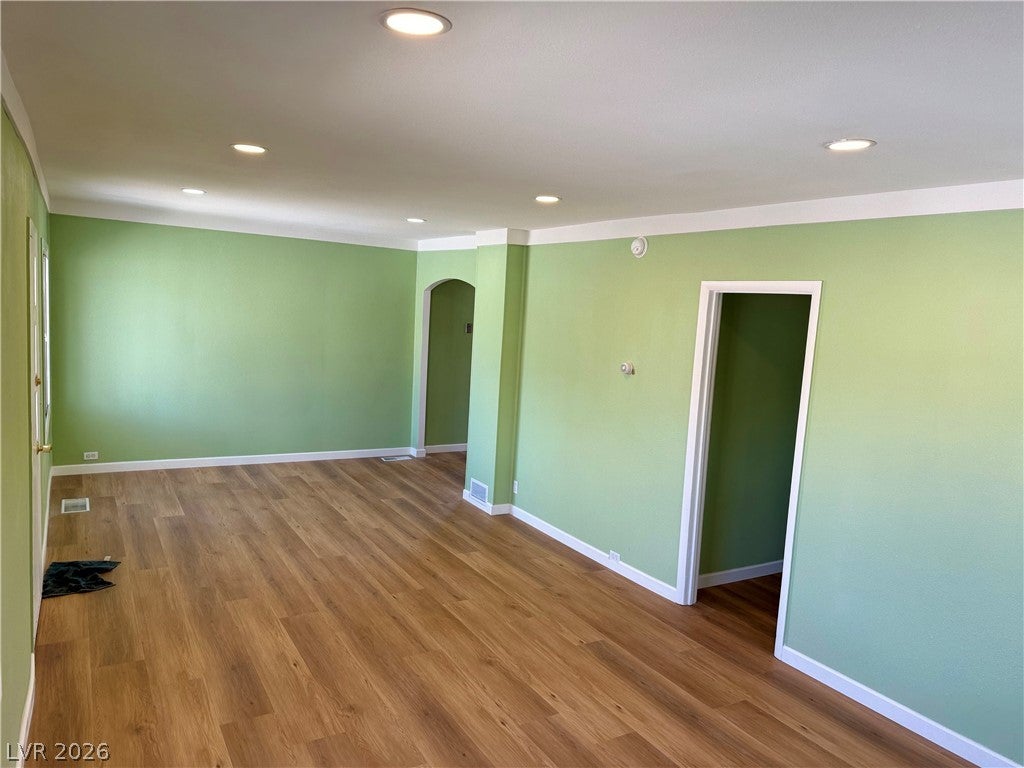 850 Avenue I