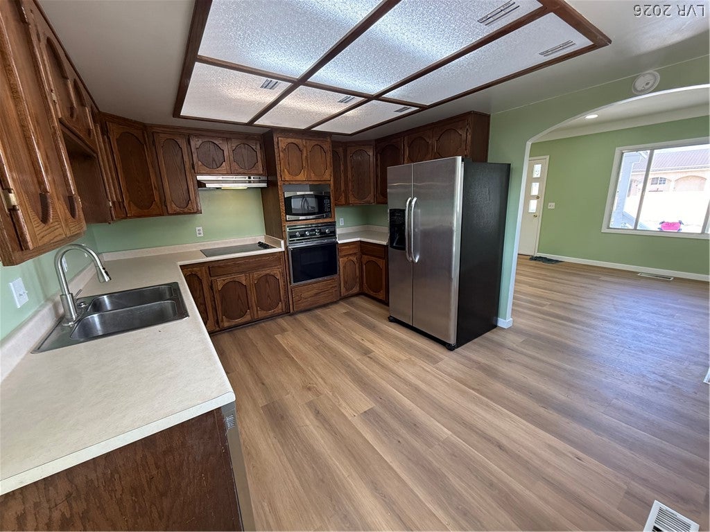 850 Avenue I