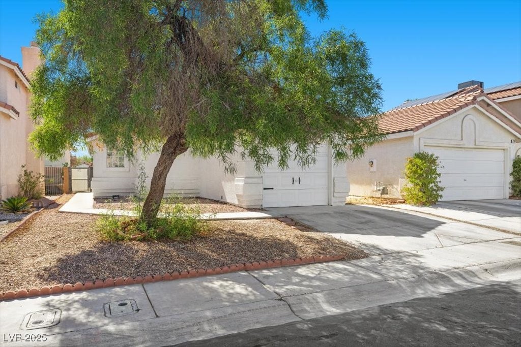 4585 Spitfire Street