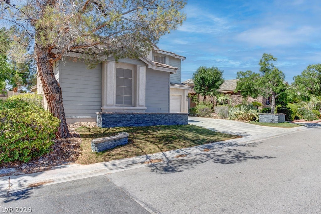 10381 Walking View Court