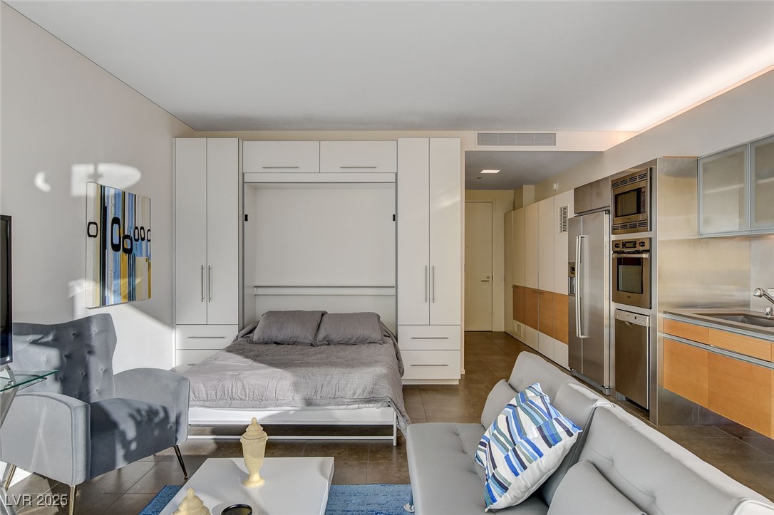 3722 Las Vegas Boulevard 710