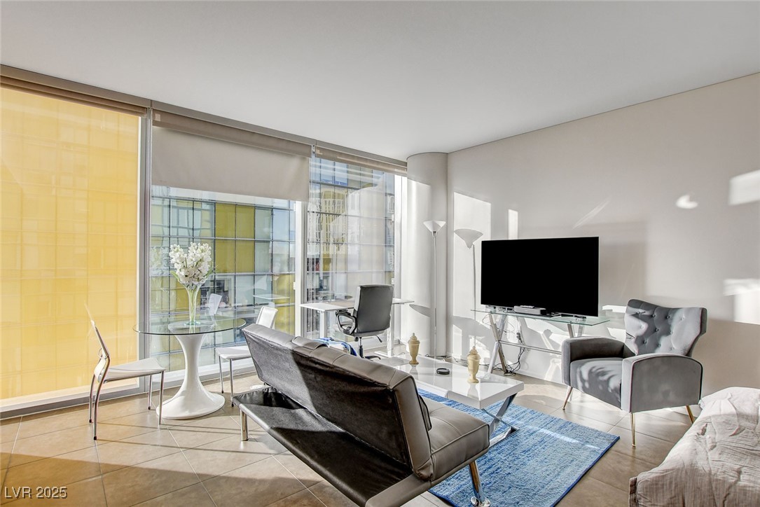 3722 Las Vegas Boulevard 710