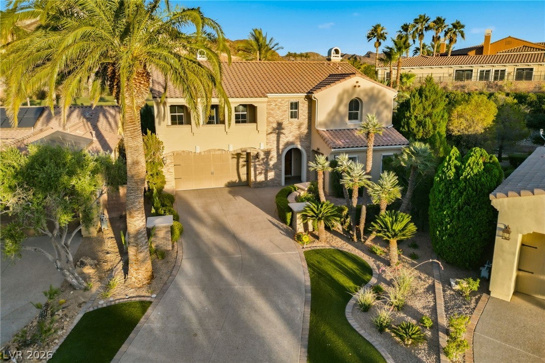 6 Benevolo Drive