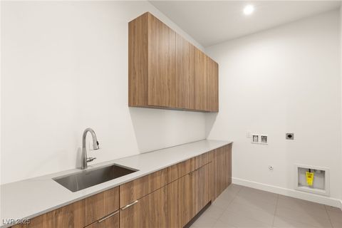 Tiny photo for 25 Canyon Bay Drive, Henderson, NV 89011 (MLS # 2688819)