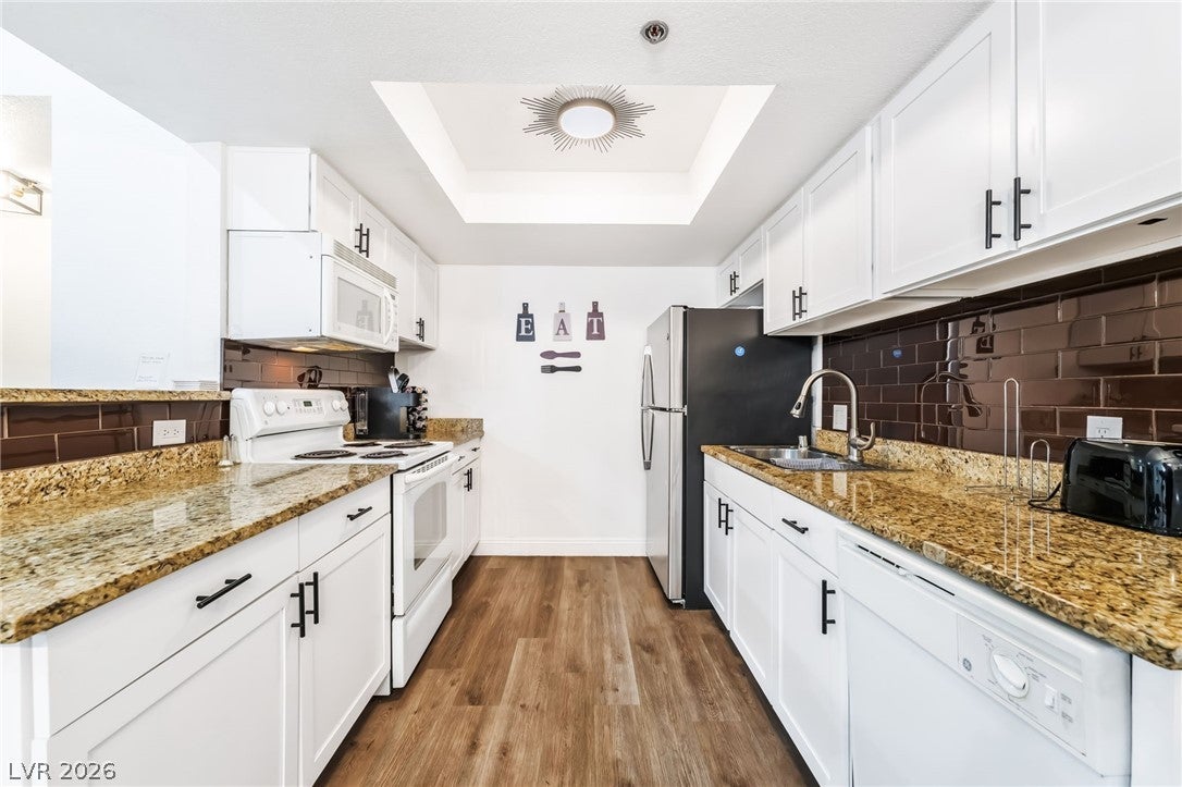 4200 S Valley View Boulevard 3040