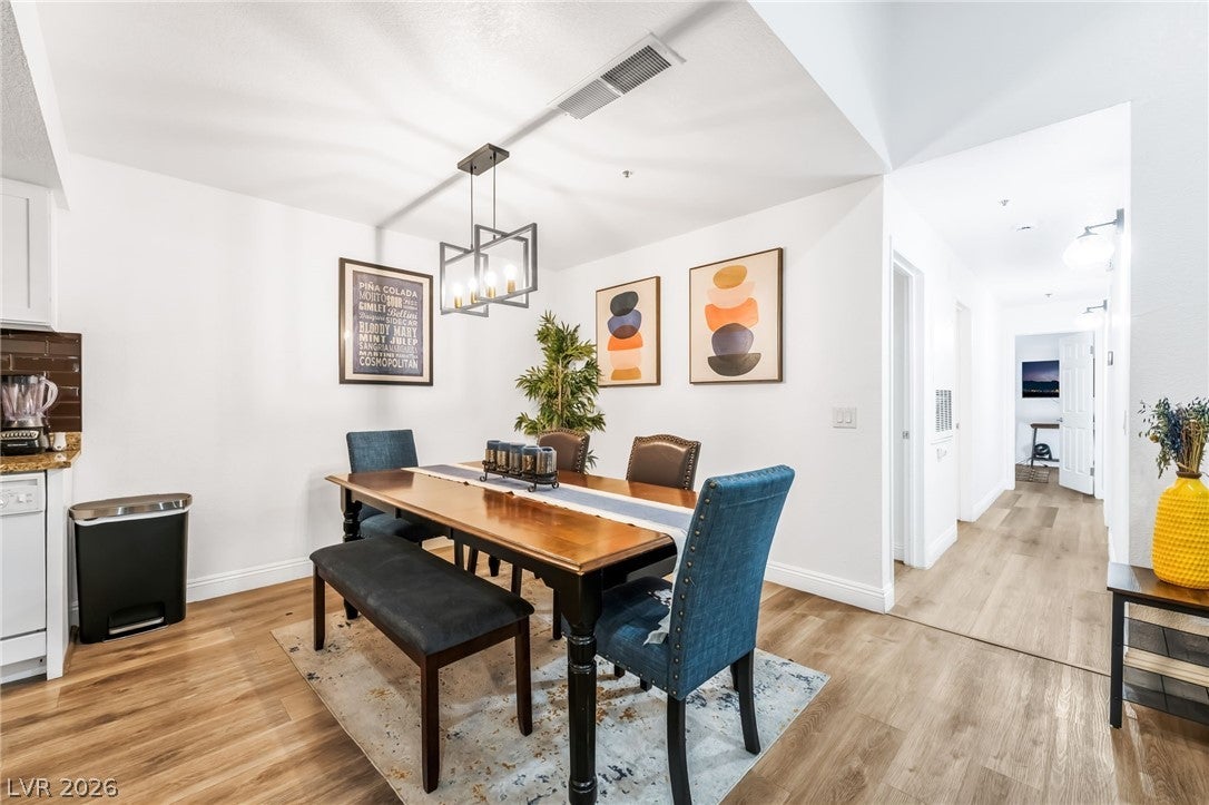 4200 S Valley View Boulevard 3040