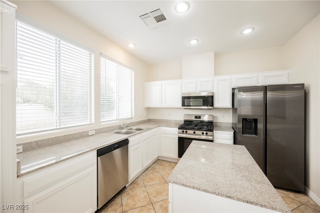 9001 Picket Fence Avenue, Las Vegas, Nevada image 7