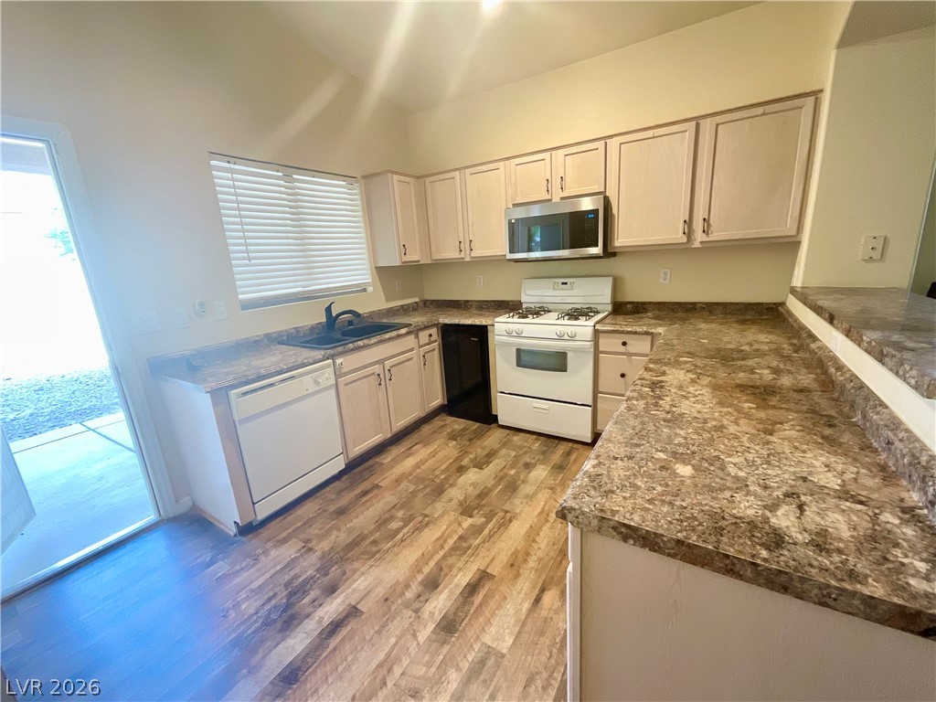 4604 Possum Berry Lane