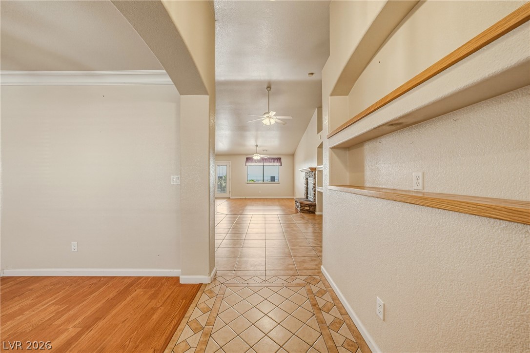 1780 S Vineyard Drive