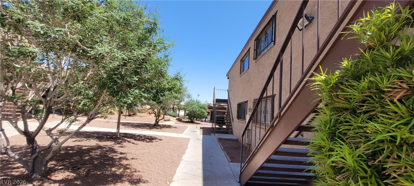 615 S Royal Crest Circle 9