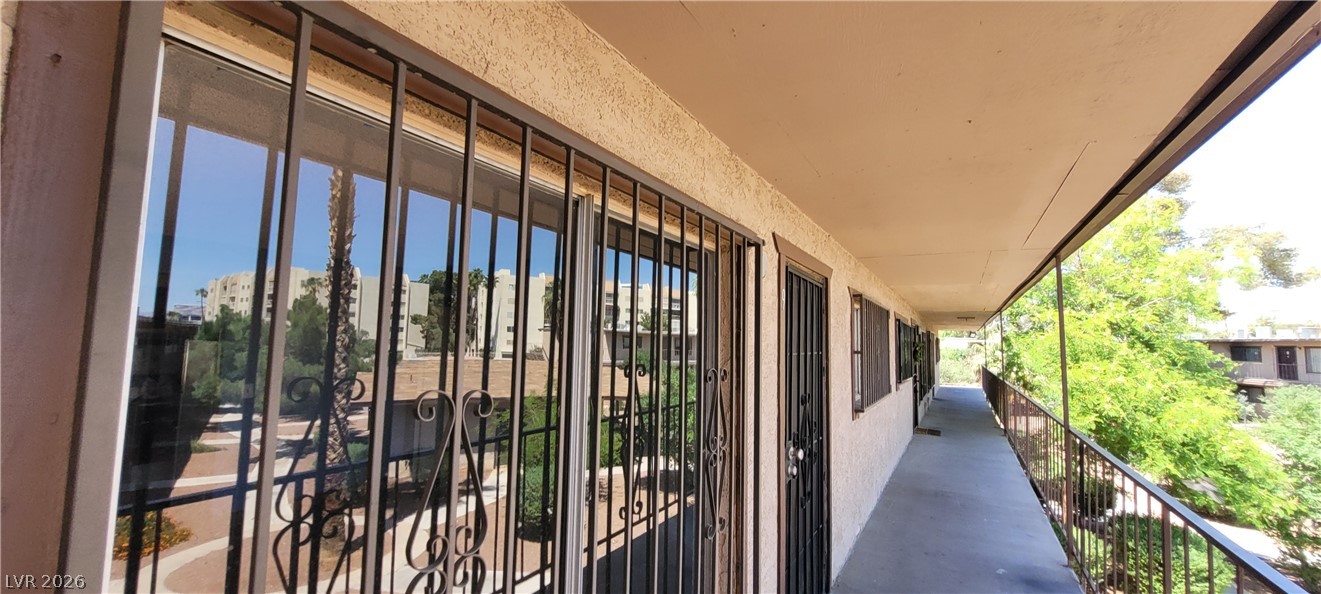 615 S Royal Crest Circle 9