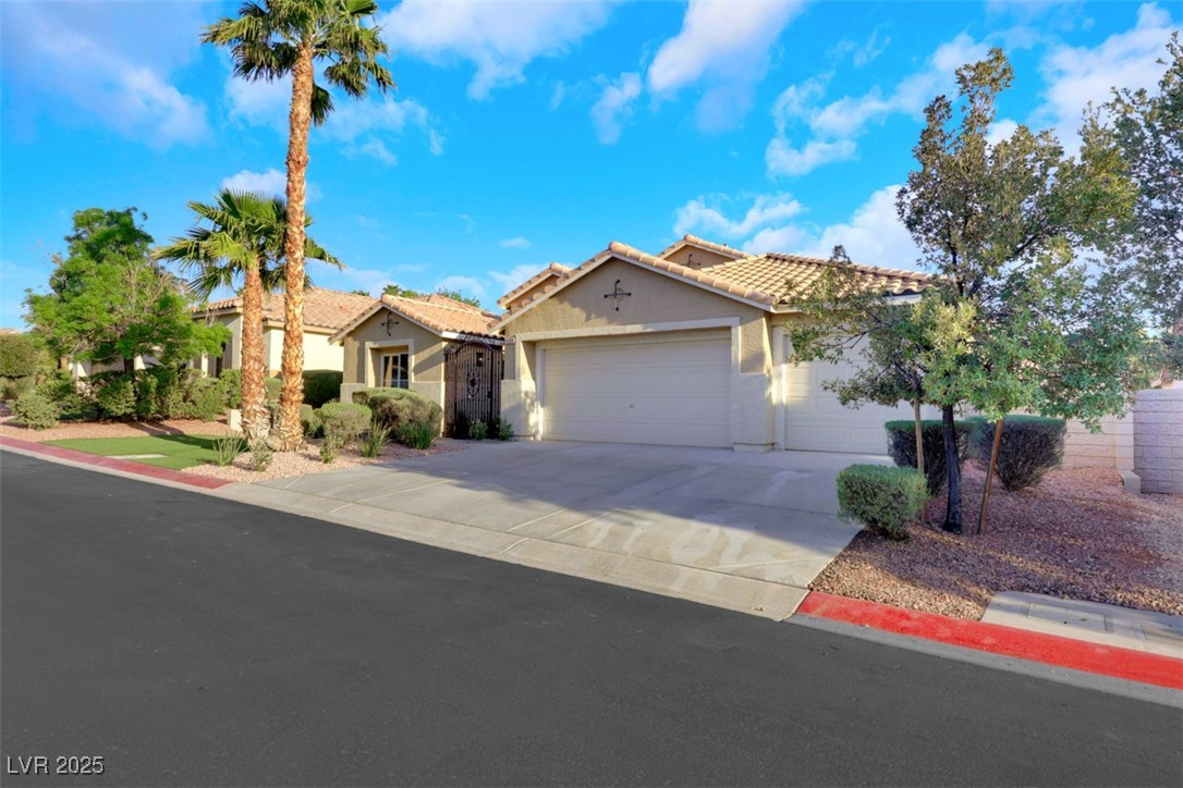 1594 Pontine Court, Henderson, Nevada image 4